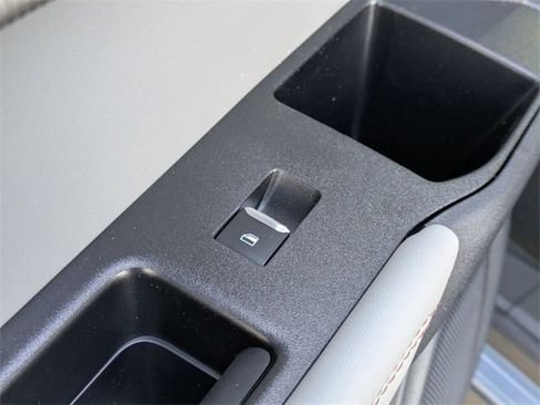 New 2026 Ford Explorer Active w/ Active Comfort Package image 26