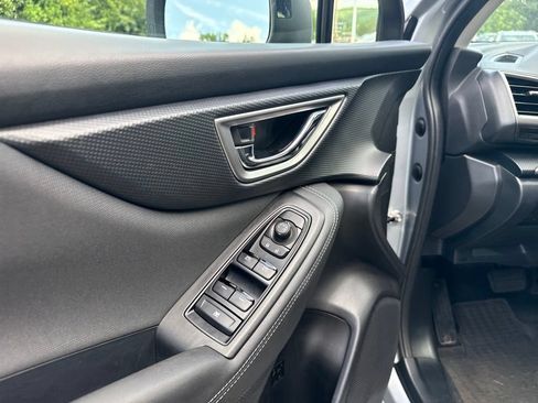 Used 2021 Subaru Forester Premium AWD/4WD image 21
