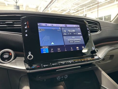 Used 2022 Jeep Grand Wagoneer Series III w/ Flexible Seating Group image 56