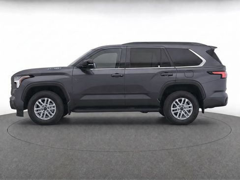 Used 2025 Toyota Sequoia SR5 AWD/4WD image 6
