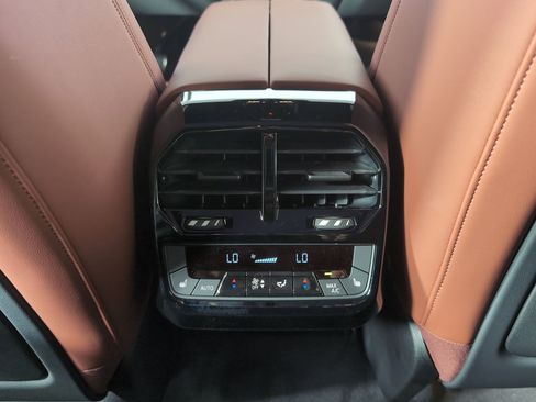 Used 2026 BMW iX xDrive45 w/ M Sport Package image 29