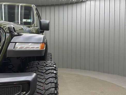 Used 2024 Jeep Wrangler Unlimited AWD/4WD image 15