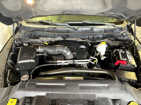 Used 2011 RAM 1500 Laramie image 29