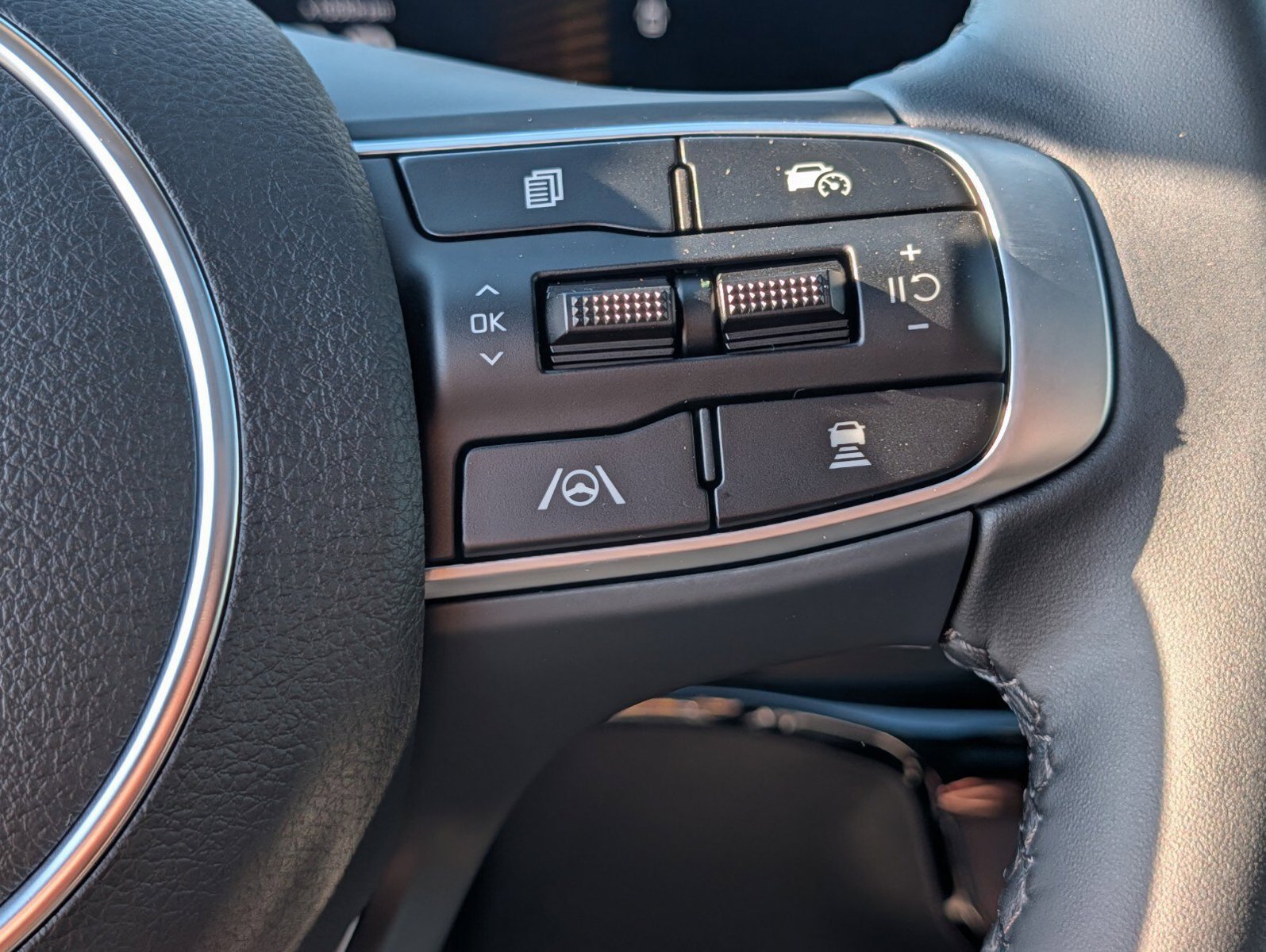 New 2027 Kia K5 GT-Line AWD/4WD image 36