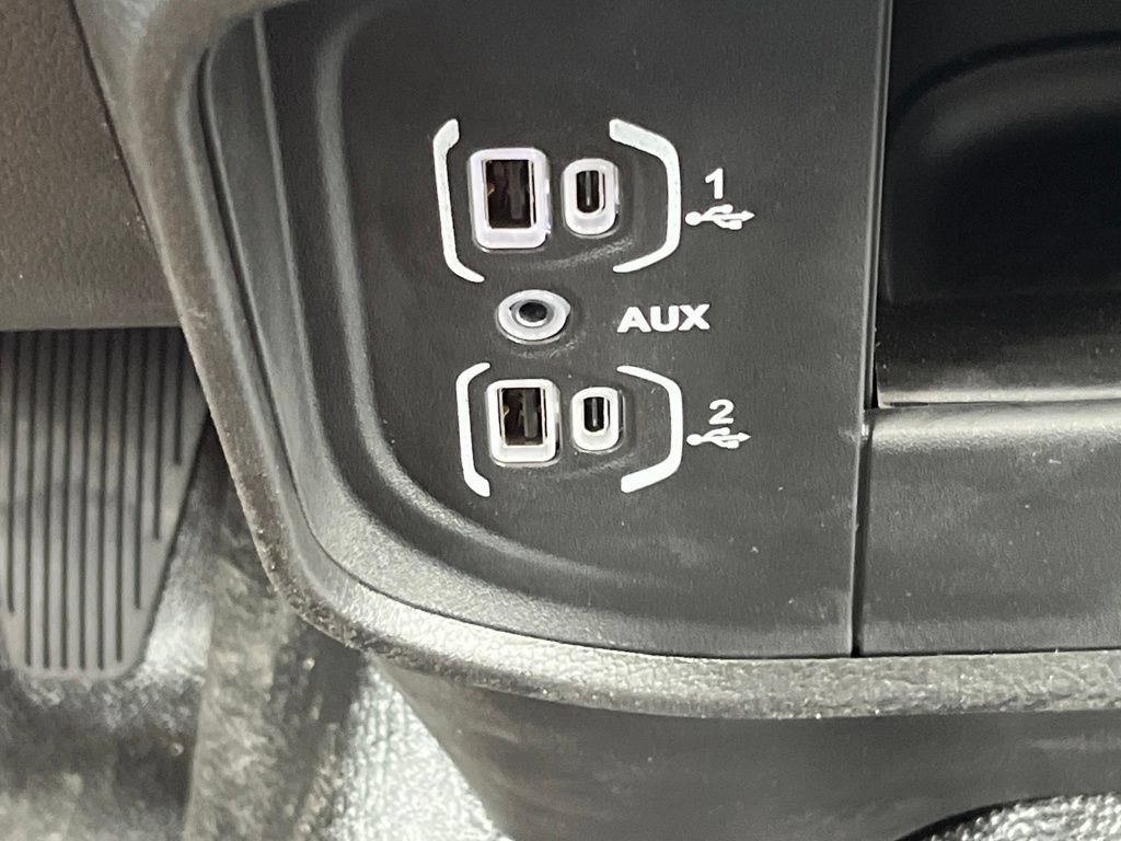 New 2025 RAM 5500 Tradesman AWD/4WD image 14