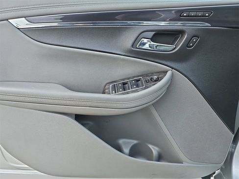 Used 2014 Chevrolet Impala LTZ image 26