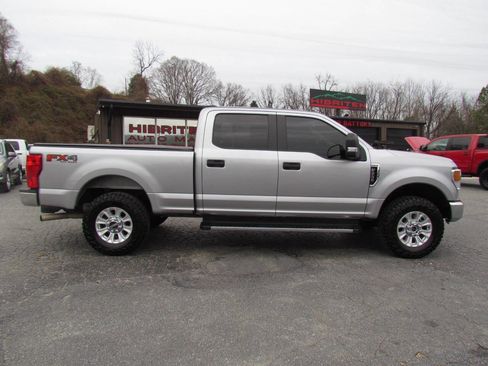 Used 2022 Ford F250 XL w/ STX Appearance Package image 8