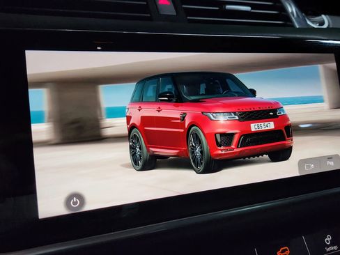 Used 2021 Land Rover Range Rover Sport HST image 35