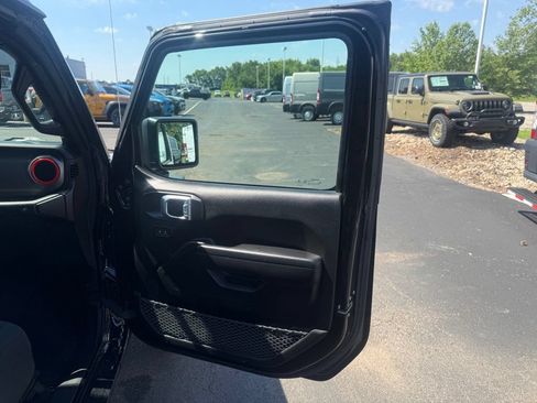 Used 2022 Jeep Wrangler Unlimited Sport AWD/4WD image 56