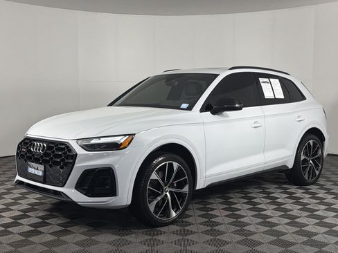 Used 2021 Audi SQ5 Premium Plus w/ Premium Plus Package AWD/4WD image 3