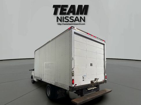 Used 2012 Chevrolet Express 3500 Extended image 4