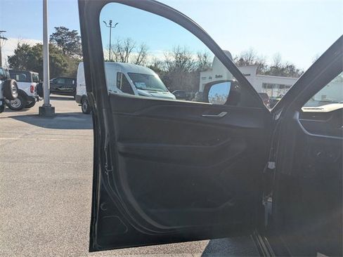 Used 2024 Jeep Grand Cherokee L Laredo image 10