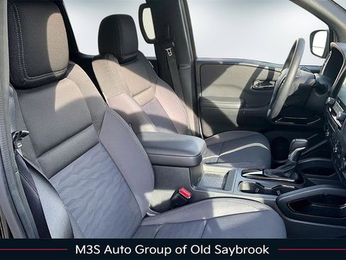 Used 2023 Nissan Frontier SV w/ Midnight Edition Package image 28