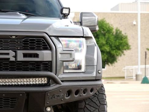 Used 2018 Ford F150 Raptor w/ Equipment Group 802A Luxury image 33