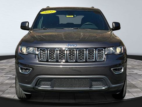 Certified 2021 Jeep Grand Cherokee Laredo X image 3