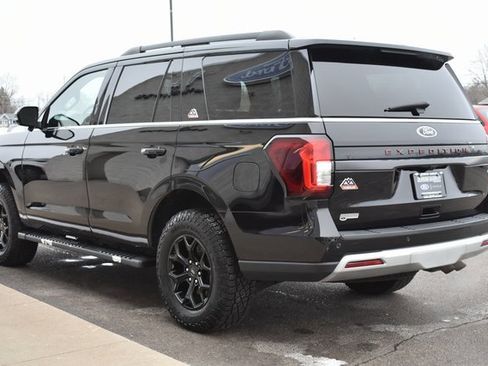Used 2022 Ford Expedition Timberline image 10