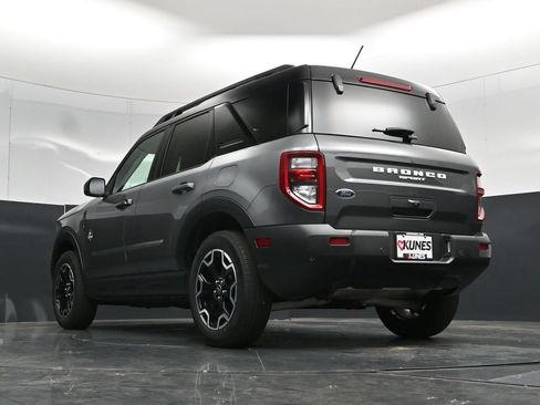 Used 2025 Ford Bronco Sport Outer Banks AWD/4WD image 50