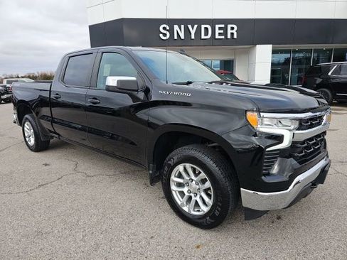 Used 2023 Chevrolet Silverado 1500 LT w/ Protection Package image 2