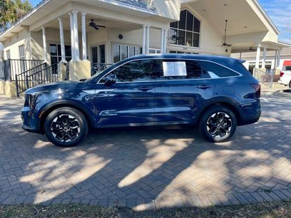 Used 2025 Kia Sorento S