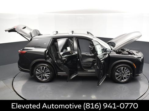 Certified 2026 INFINITI QX60 Luxe w/ Cargo Package image 36