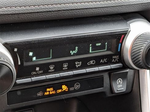 Used 2024 Toyota RAV4 LE image 22