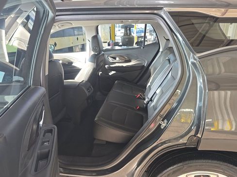Used 2019 GMC Terrain SLT w/ Preferred Package FWD image 8