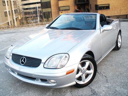 Used 2003 Mercedes-Benz SLK 320 image 1