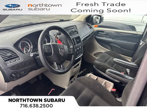 Used 2016 Dodge Grand Caravan SE w/ Quick Order Package 29E SE image 2