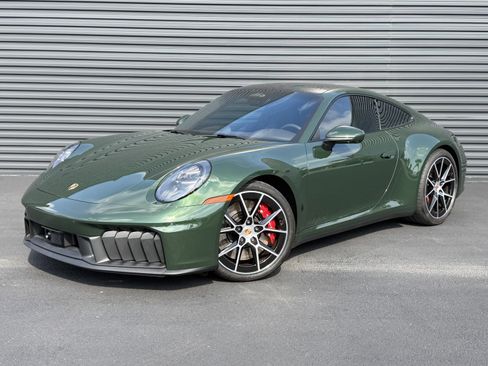 Certified 2026 Porsche 911 Carrera GTS RWD image 1