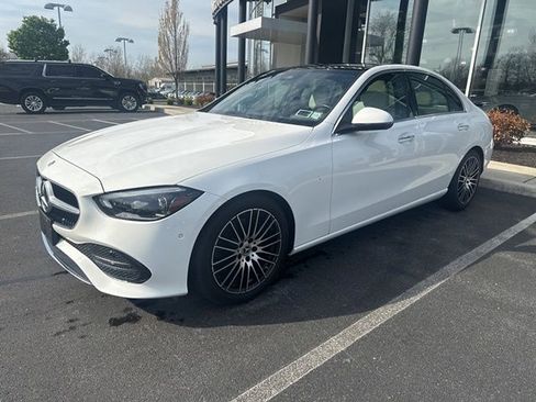 Used 2022 Mercedes-Benz C 300 4MATIC Sedan image 1