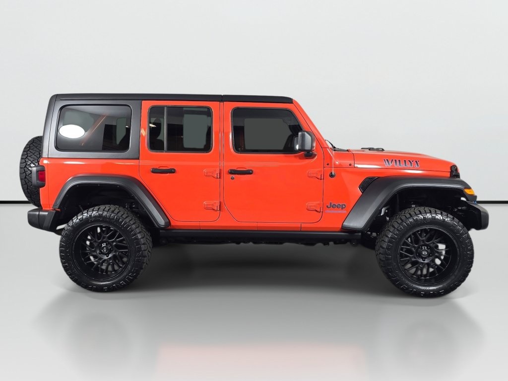Used 2023 Jeep Wrangler Unlimited w/ 8.4" Radio Group AWD/4WD image 7