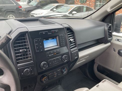 Used 2019 Ford F150 XL w/ Trailer Tow Package RWD image 6