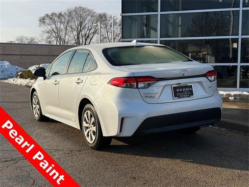Used 2024 Toyota Corolla LE image 5