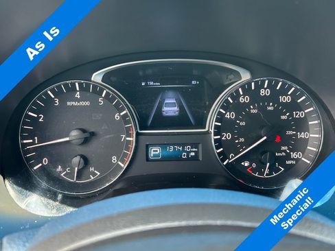 Used 2014 Nissan Altima 2.5 S w/ Display Audio Package FWD image 15