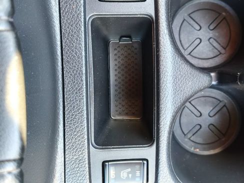 Used 2020 Nissan Rogue S AWD/4WD image 28