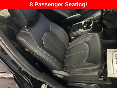 New 2026 Chrysler Pacifica Select FWD image 24