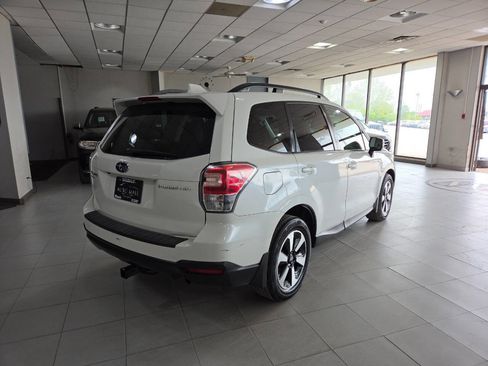 Used 2018 Subaru Forester 2.5i Premium AWD/4WD image 7