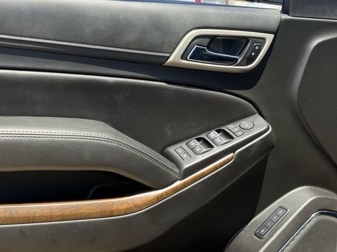 Used 2019 GMC Yukon XL Denali RWD image 25