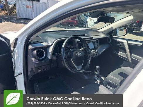 Used 2018 Toyota RAV4 XLE w/ Plus Extra Value Package AWD/4WD image 10