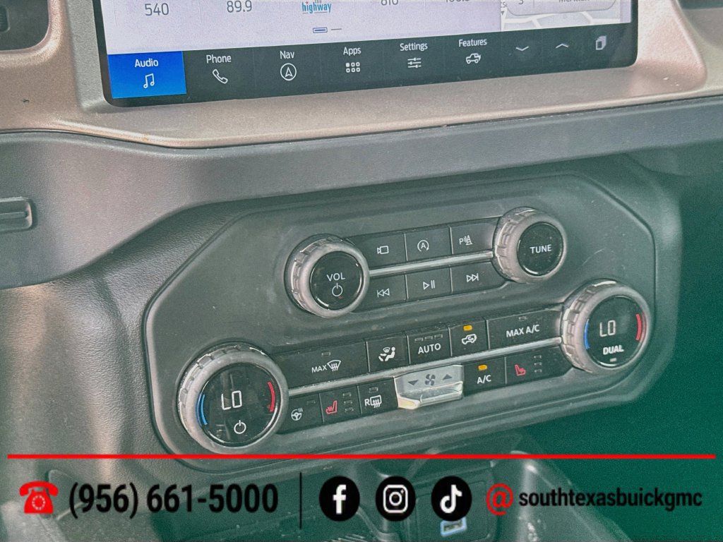 Used 2025 Ford Bronco Outer Banks AWD/4WD image 19