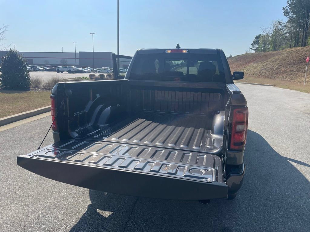 New 2026 RAM 1500 Big Horn AWD/4WD image 16