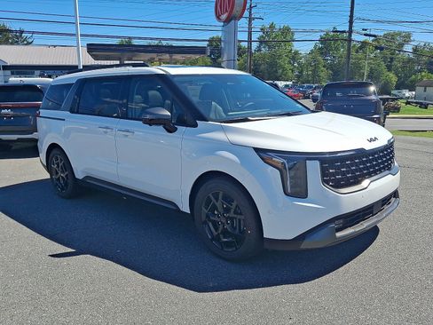 New 2026 Kia Carnival SX w/ SX Dark Edition Package image 2