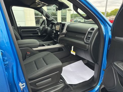 New 2026 RAM 1500 4x4 Crew Cab image 12