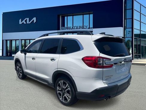 Used 2023 Subaru Ascent Touring AWD/4WD image 4