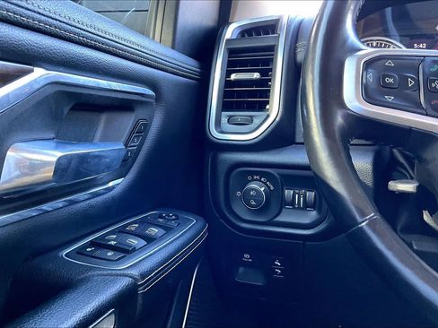 Used 2021 RAM 1500 Laramie w/ Laramie Southwest Edition RWD image 34