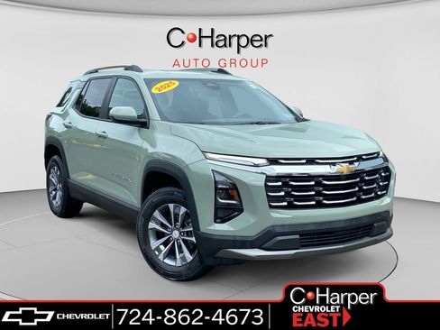 Used 2025 Chevrolet Equinox LT w/ Convenience Package II AWD/4WD image 1