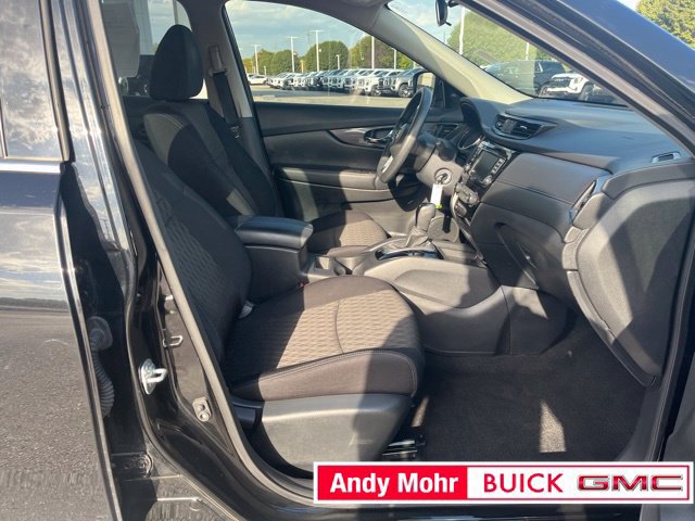 Used 2018 Nissan Rogue S AWD/4WD image 39