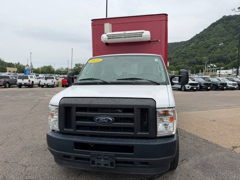 Used 2023 Ford E-350 and Econoline 350 Super Duty w/ Power Windows & Locks Group RWD image 2