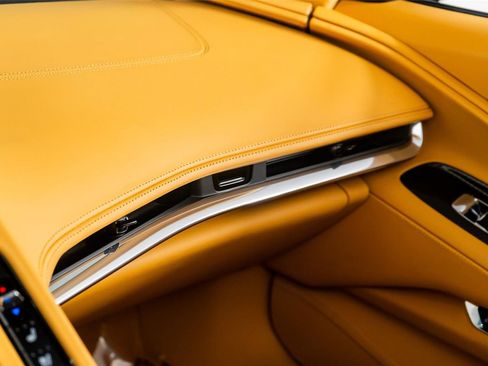 Used 2020 Chevrolet Corvette Stingray Premium Cpe w/ 3LT Preferred Equipment Group RWD image 37