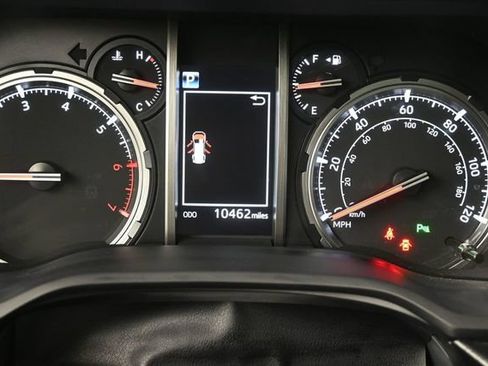 Used 2023 Toyota 4Runner Limited AWD/4WD image 33